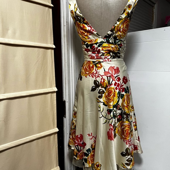 Forever 21 Red and Yellow Plunge Neck Sundress vintage retro 90’s - Picture 3 of 11